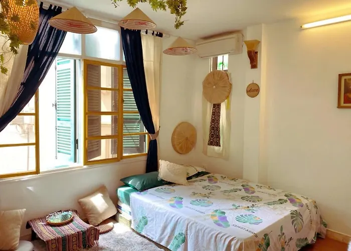 Luna Old Quarter Homestay Room 05